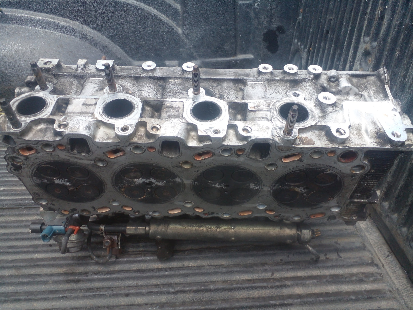 Toyota 2kd engine Head with camshaft